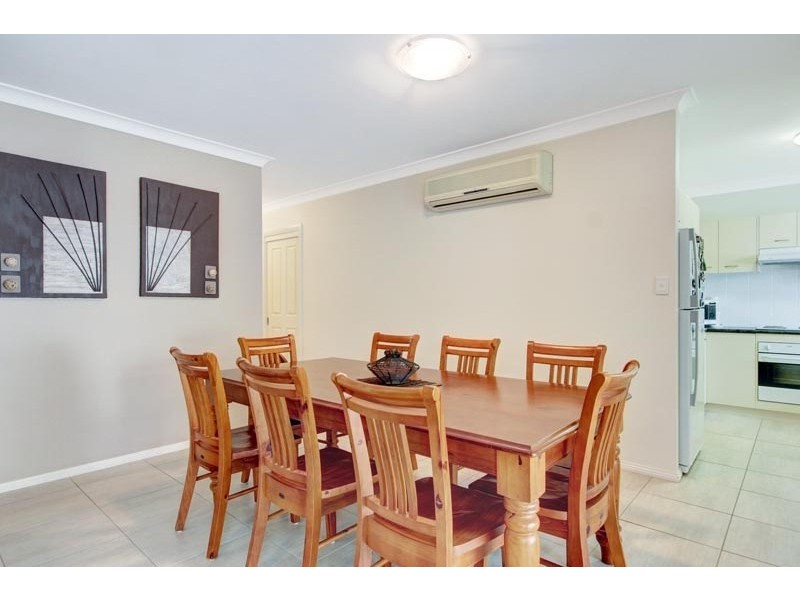 2/120 Bong Bong Road, Horsley NSW 2530