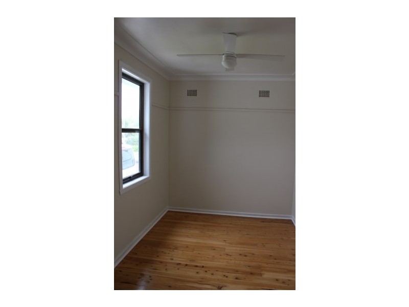 28 Massey Street, Berkeley NSW 2506