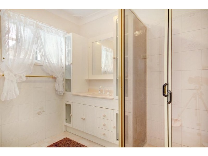 45 Brendon Avenue, Farmborough Heights NSW 2526