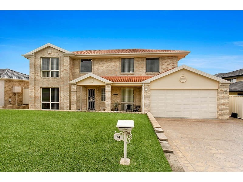 74 Horsley Drive, Horsley NSW 2530