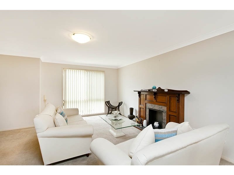 74 Horsley Drive, Horsley NSW 2530