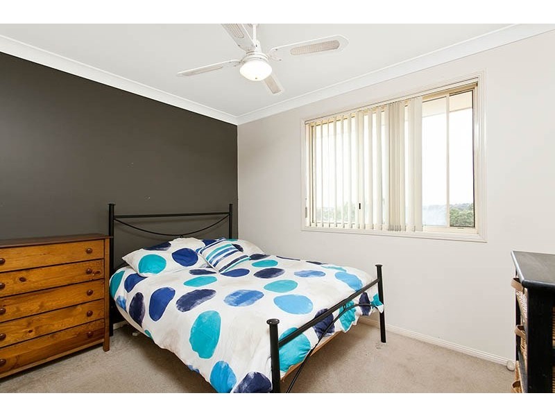 74 Horsley Drive, Horsley NSW 2530