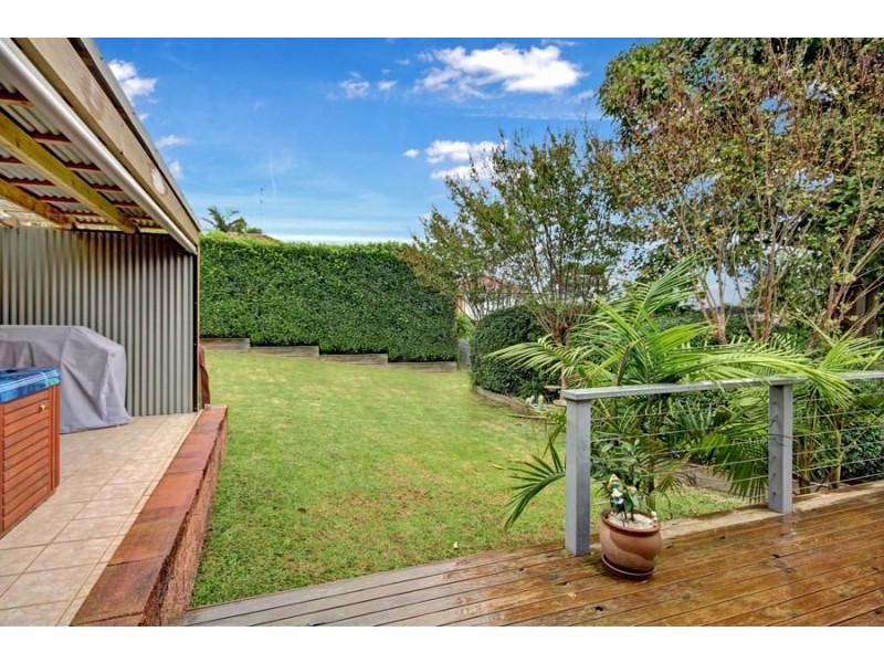 3 Darly Avenue, Kanahooka NSW 2530