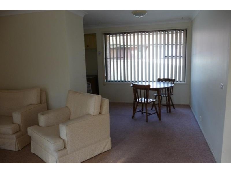 17 Greenbrook Place, Horsley NSW 2530