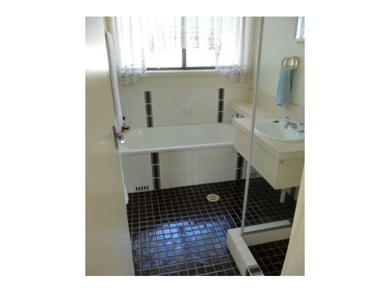 17 Greenbrook Place, Horsley NSW 2530