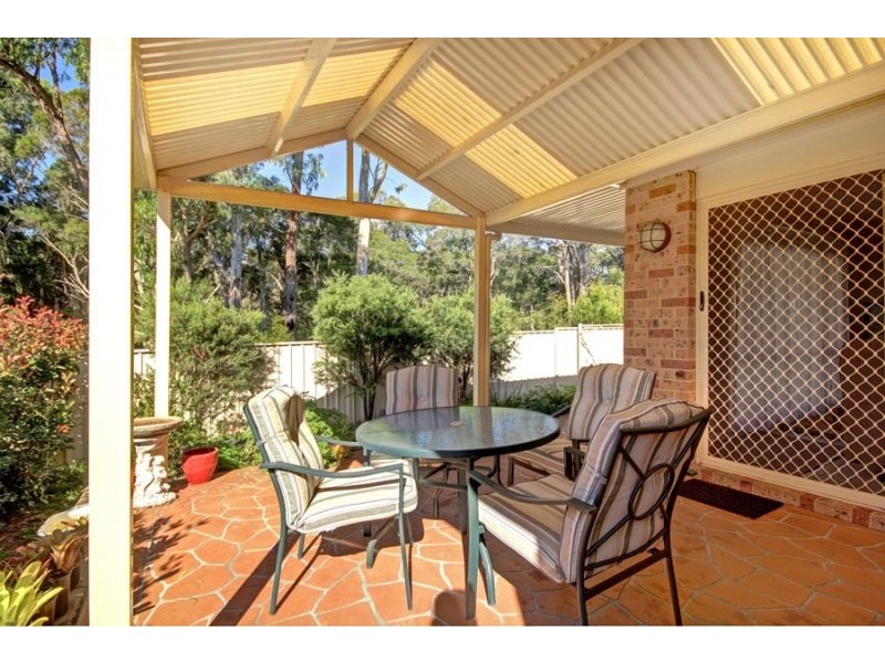 19 Selwyn Grove, Horsley NSW 2530