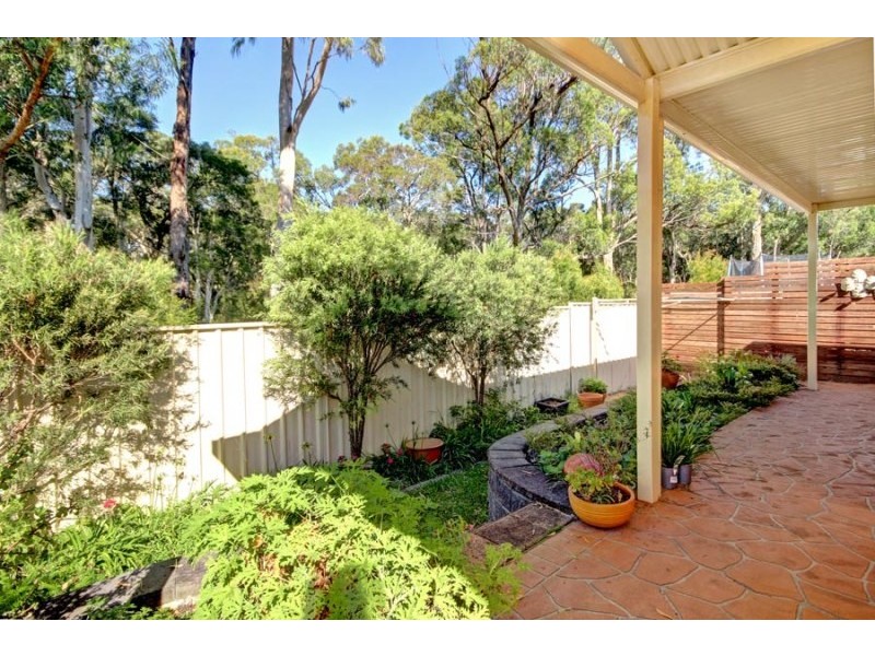 19 Selwyn Grove, Horsley NSW 2530