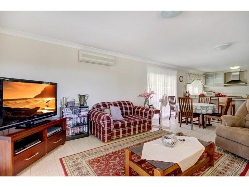 19 Selwyn Grove, Horsley NSW 2530