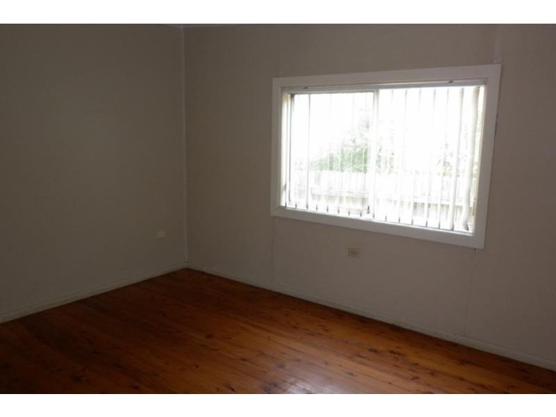 5 The Avenue, Corrimal NSW 2518