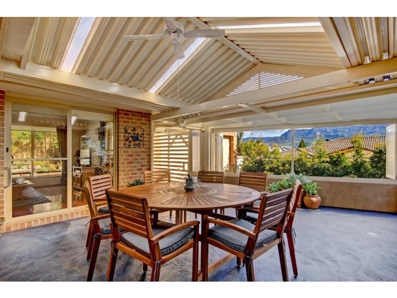 11 Brisbane Grove, Horsley NSW 2530