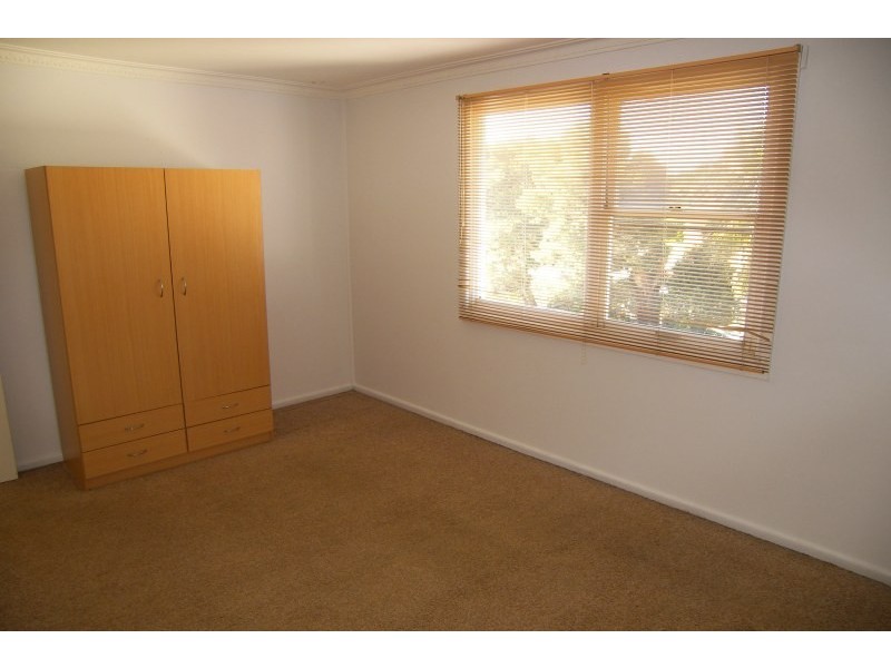 2/91 Burke Road, Dapto NSW 2530