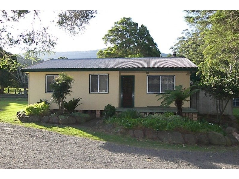 70 Paynes Road, Kembla Grange NSW 2526