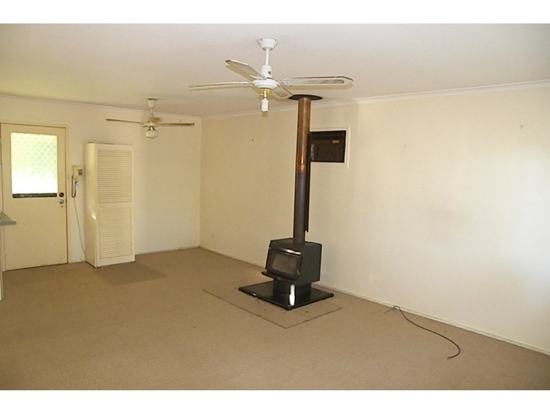 70 Paynes Road, Kembla Grange NSW 2526