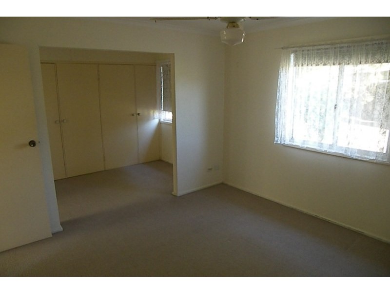 70 Paynes Road, Kembla Grange NSW 2526