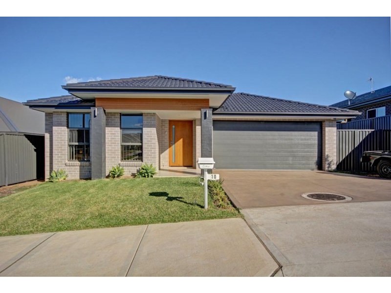 10 Morson Avenue, Horsley NSW 2530