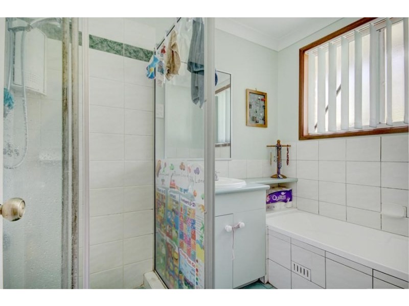 25 Malonga Place, Koonawarra NSW 2530