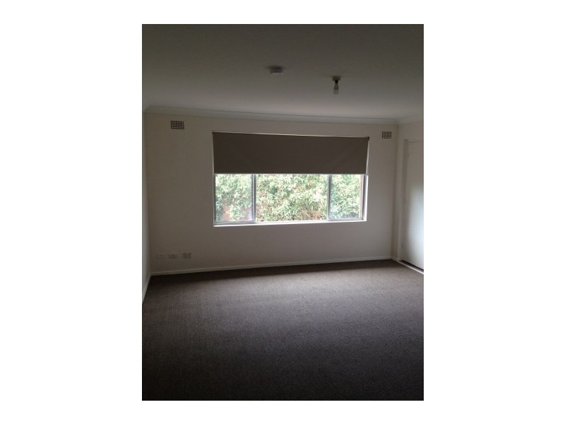 4/10 Peterborough Avenue, Lake Illawarra NSW 2528