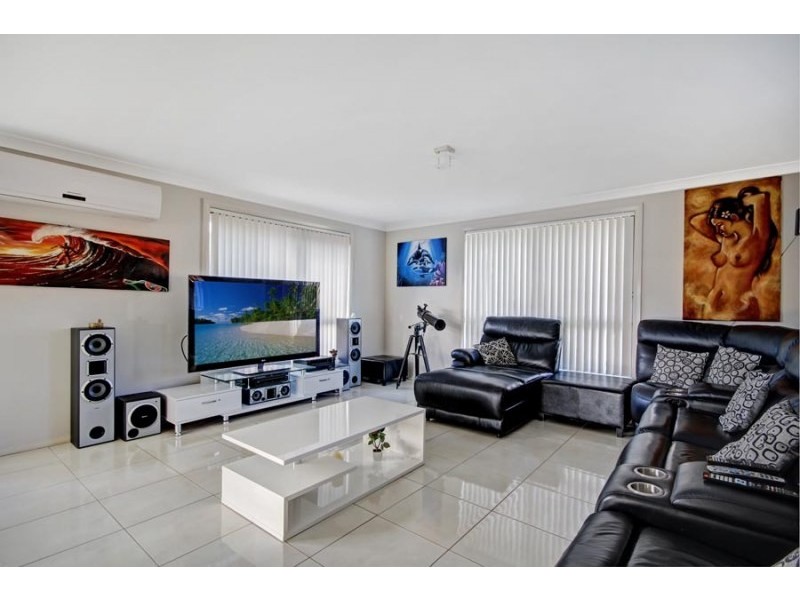 128 Horsley Drive, Horsley NSW 2530