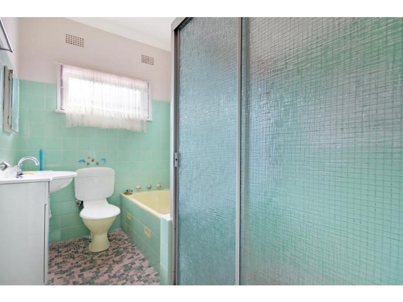 31 Morse Avenue, Kanahooka NSW 2530
