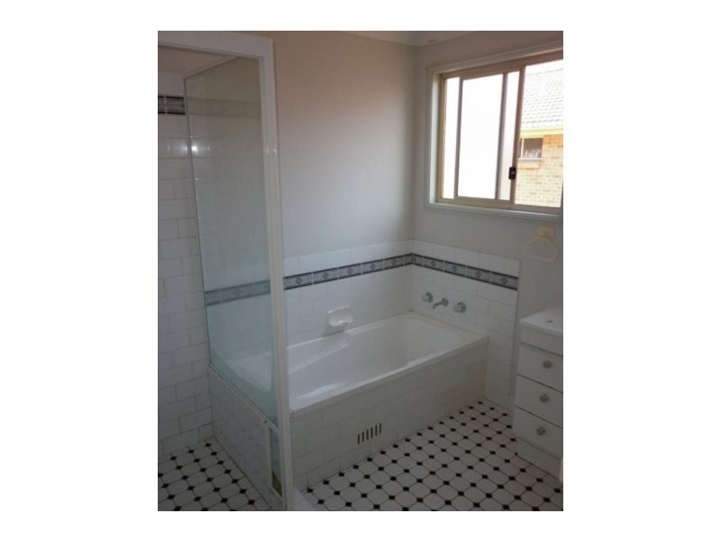 3/26-28 Bateman Avenue, Albion Park Rail NSW 2527