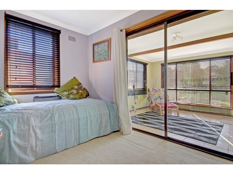 572 Northcliffe Drive, Berkeley NSW 2506