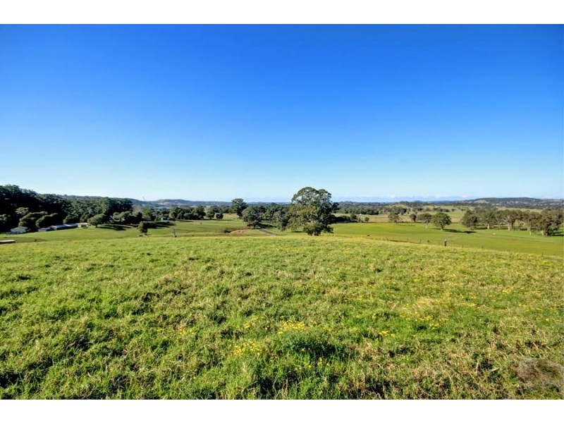 70 Paynes Road, Kembla Grange NSW 2526