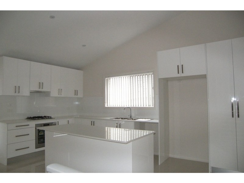 1/201 Wyndarra Way, Koonawarra NSW 2530