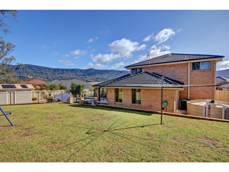 11 Norman Clark Crescent, Horsley NSW 2530