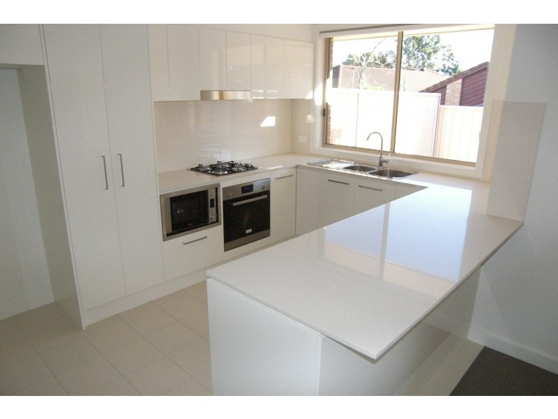 25/12 Propane Street, Albion Park NSW 2527