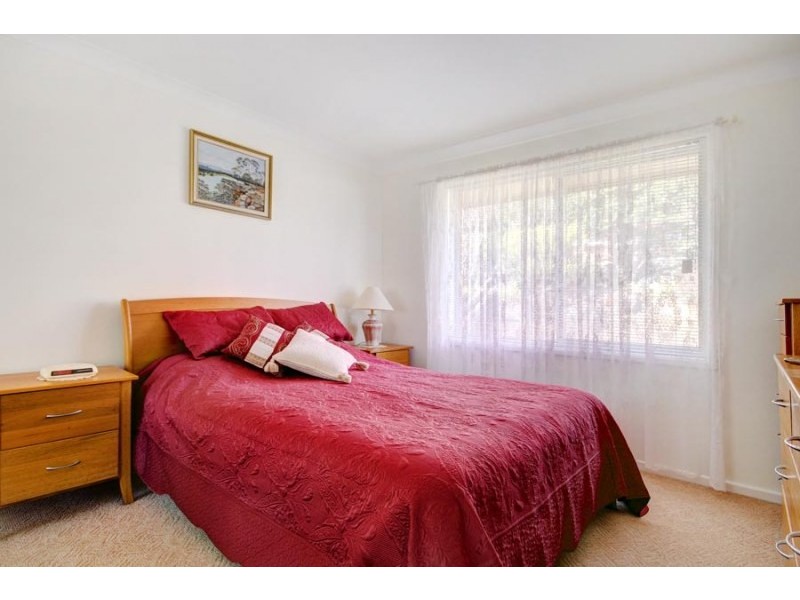 6 Larama Avenue, Dapto NSW 2530