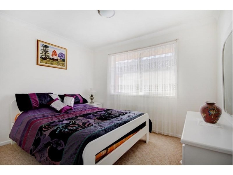 6 Larama Avenue, Dapto NSW 2530