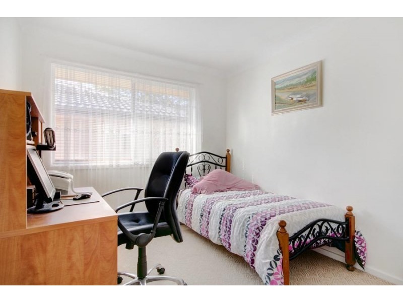 6 Larama Avenue, Dapto NSW 2530