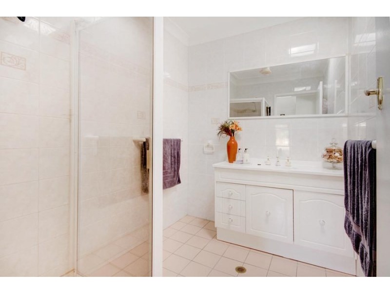 6 Larama Avenue, Dapto NSW 2530