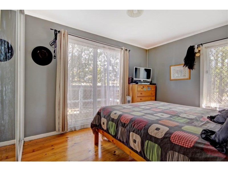 27 Culgoa Crescent, Koonawarra NSW 2530