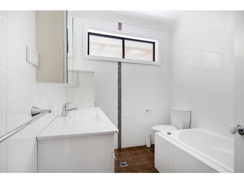 44 Robert Street, Dapto NSW 2530