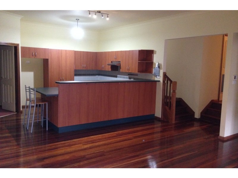30 Hennessy Lane, Figtree NSW 2525