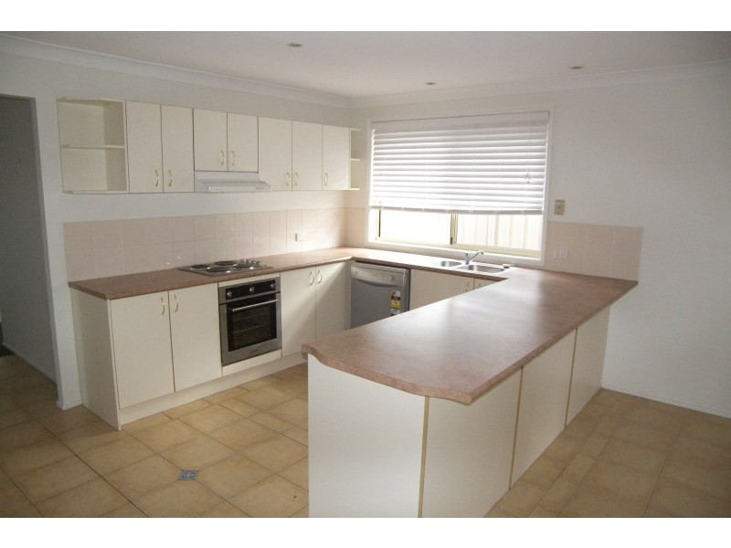 14 Boddington Way, Horsley NSW 2530