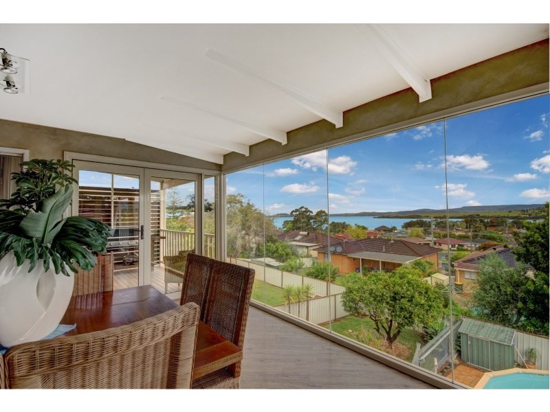 19 Hayward Street, Kanahooka NSW 2530