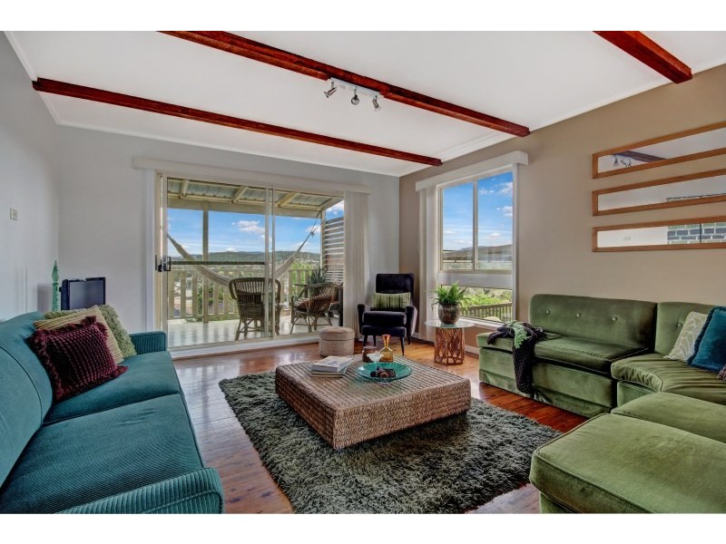 19 Hayward Street, Kanahooka NSW 2530