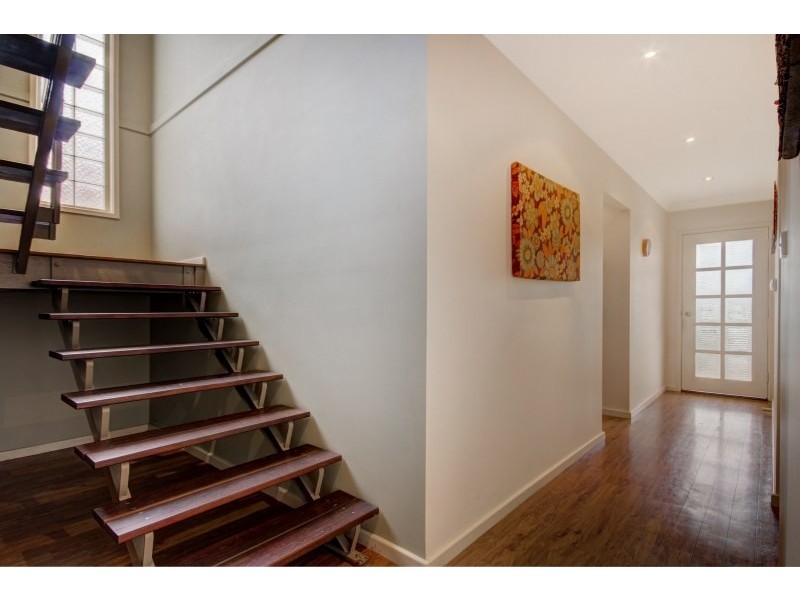 19 Hayward Street, Kanahooka NSW 2530