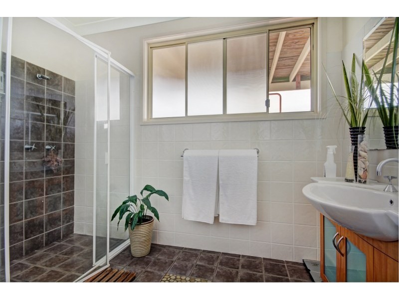 19 Hayward Street, Kanahooka NSW 2530