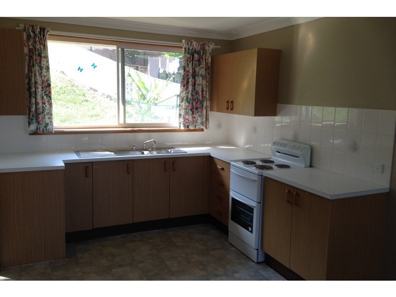 1/2 Willandra Place, Koonawarra NSW 2530