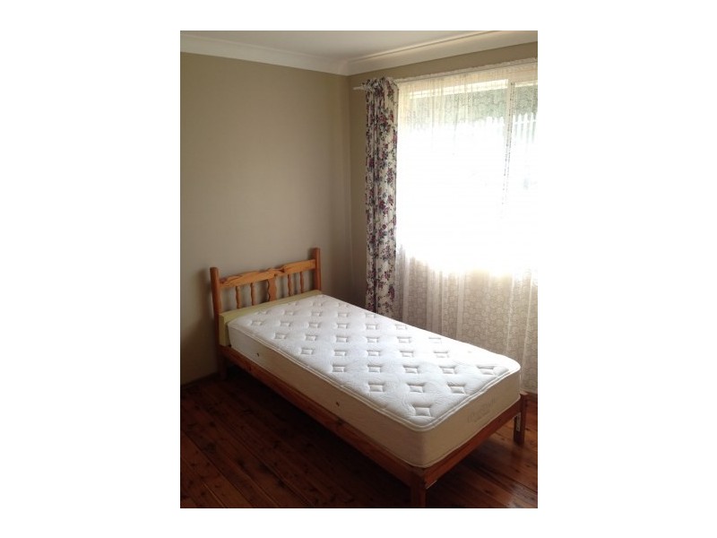 1/2 Willandra Place, Koonawarra NSW 2530