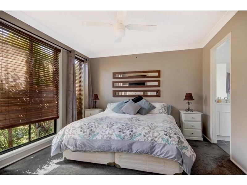 13 Chinchilla Way, Albion Park NSW 2527