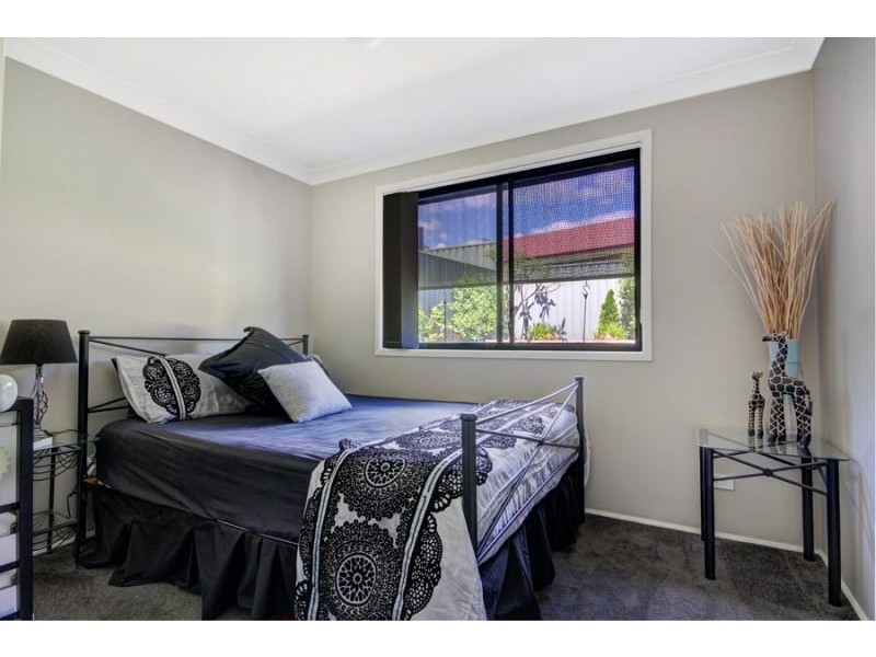 13 Chinchilla Way, Albion Park NSW 2527