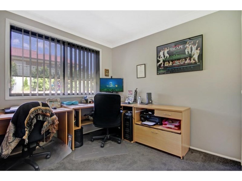 13 Chinchilla Way, Albion Park NSW 2527