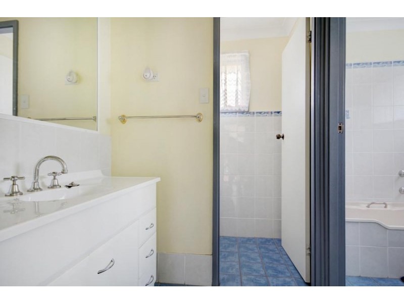 16 Hayward Street, Kanahooka NSW 2530