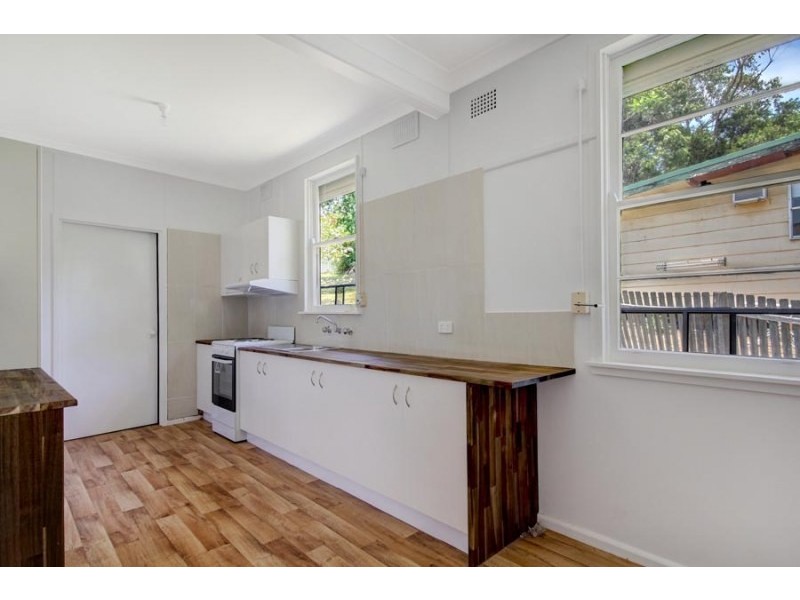 18 Norfolk Street, Berkeley NSW 2506