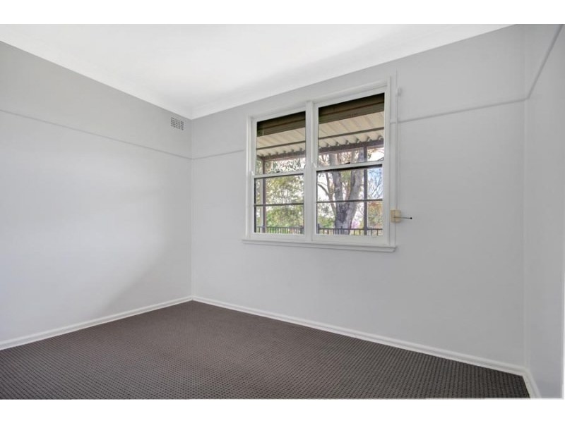 18 Norfolk Street, Berkeley NSW 2506