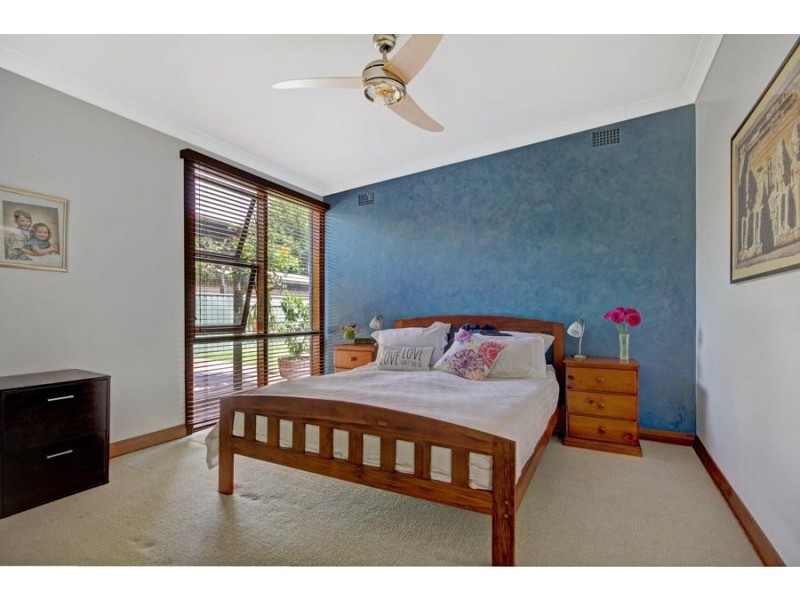 32 Rogers Avenue, Kanahooka NSW 2530